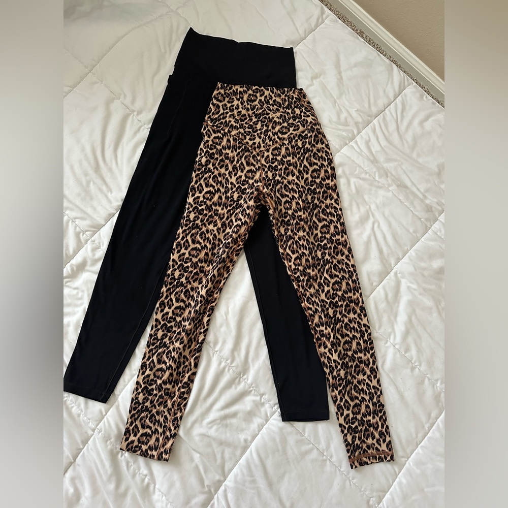 Aerie Black and Leopard Print Leggings